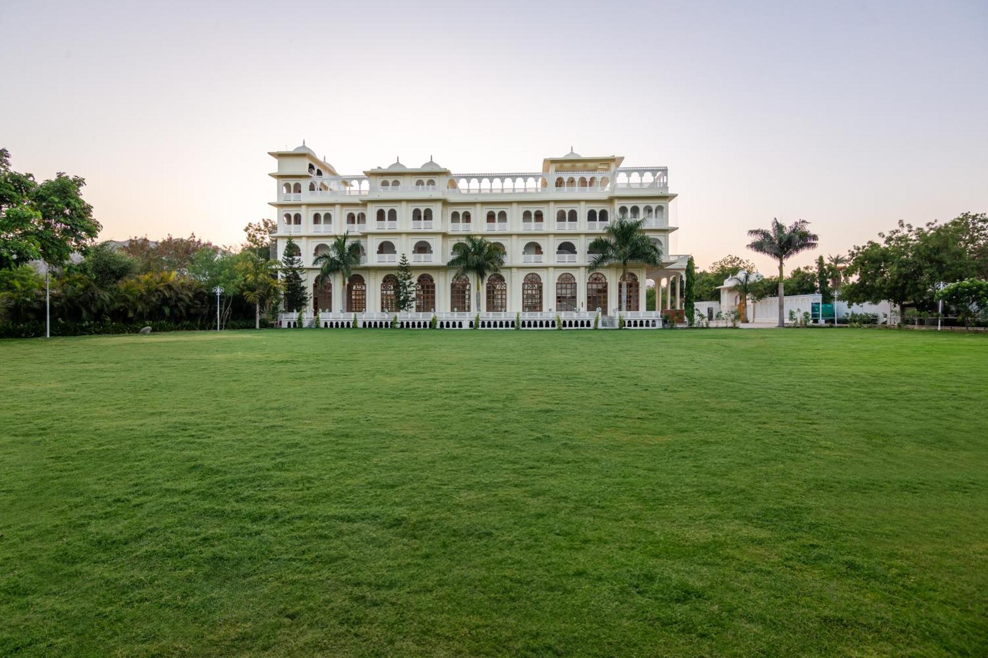 Sterling Aravalli أُودايبور المظهر الخارجي الصورة